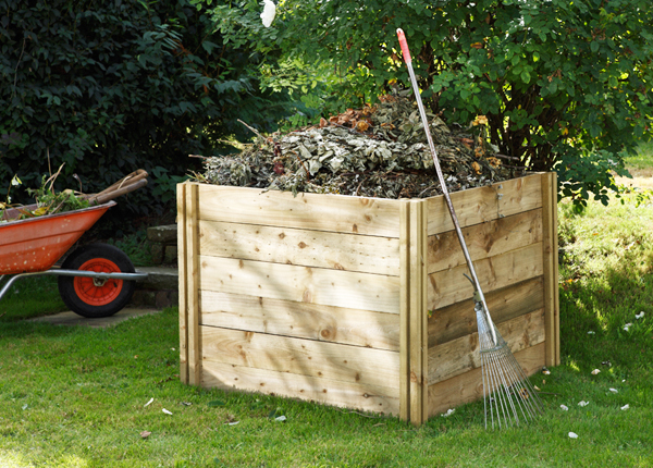 Slot-down compost bin