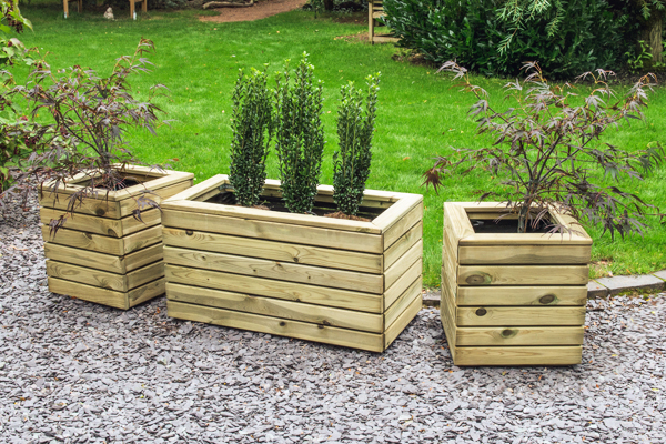 Linear planters