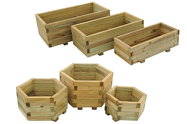 Sets of planters