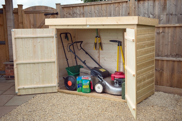 Pent outdoor store with shiplap walls